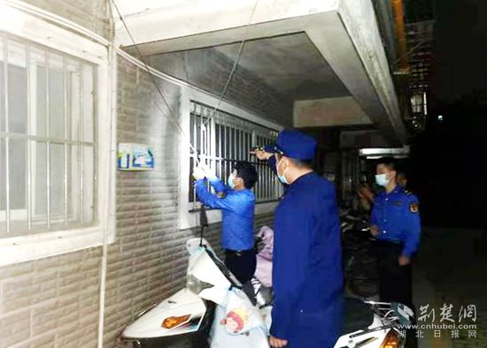 飛線充電隱患多  基層治理顯“神通”.jpg