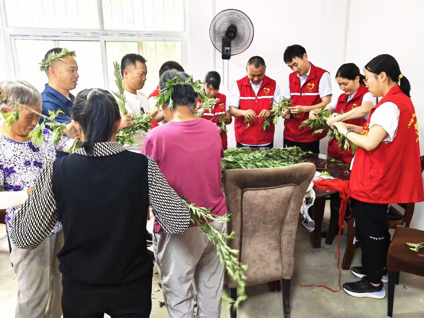 9a757cfd955241a8cd6e1aec6e93baba.jpg.jpg