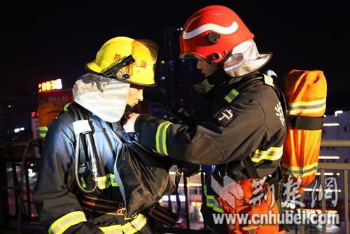 2_副本.jpg 2_副本.jpg